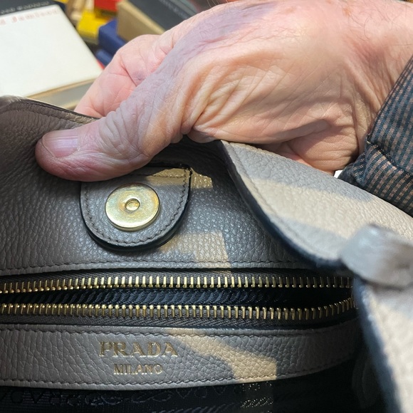 Prada Milano - brand new! - Picture 4 of 12